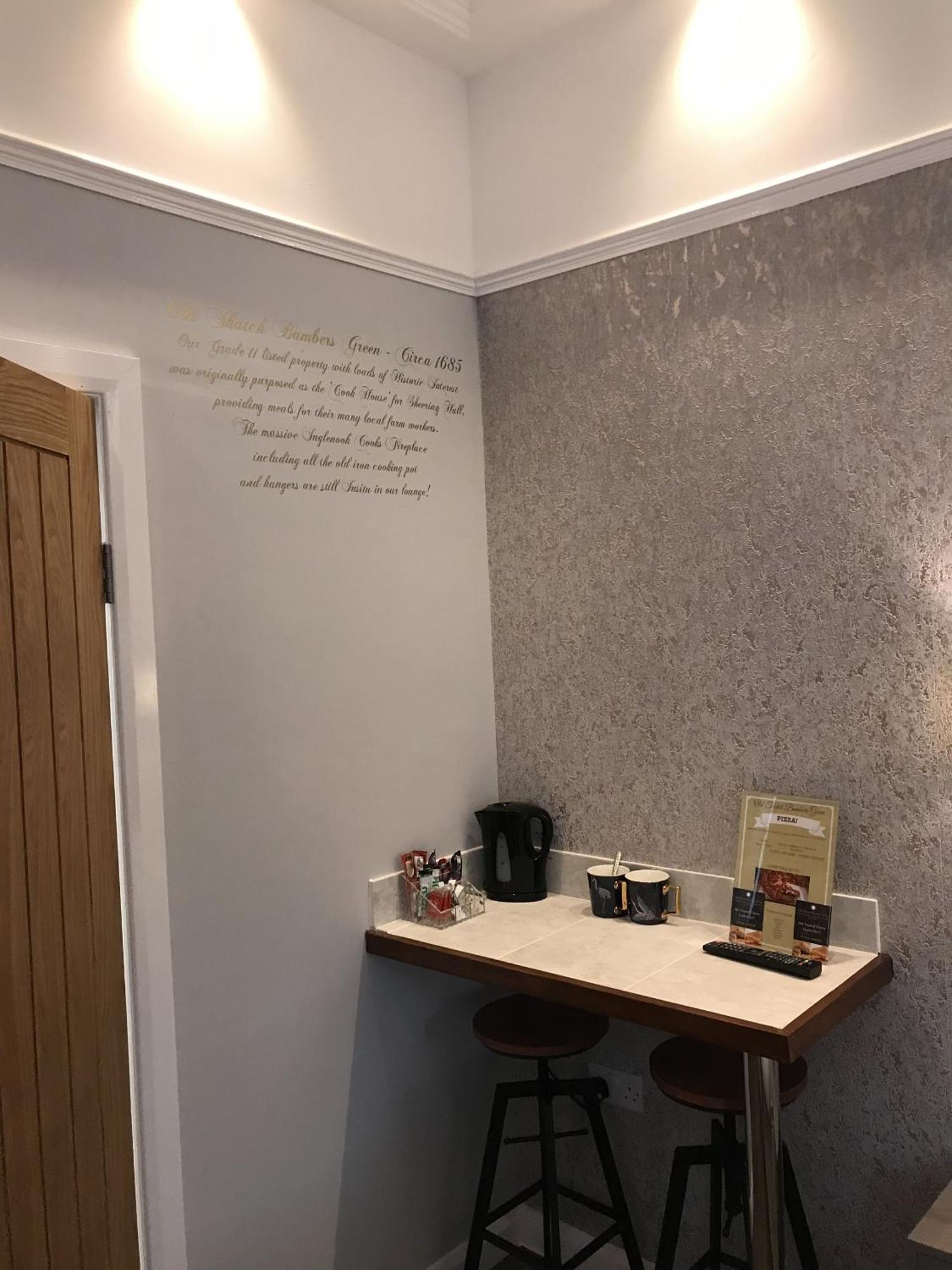 Old Thatch Bambers Guest house 4*
